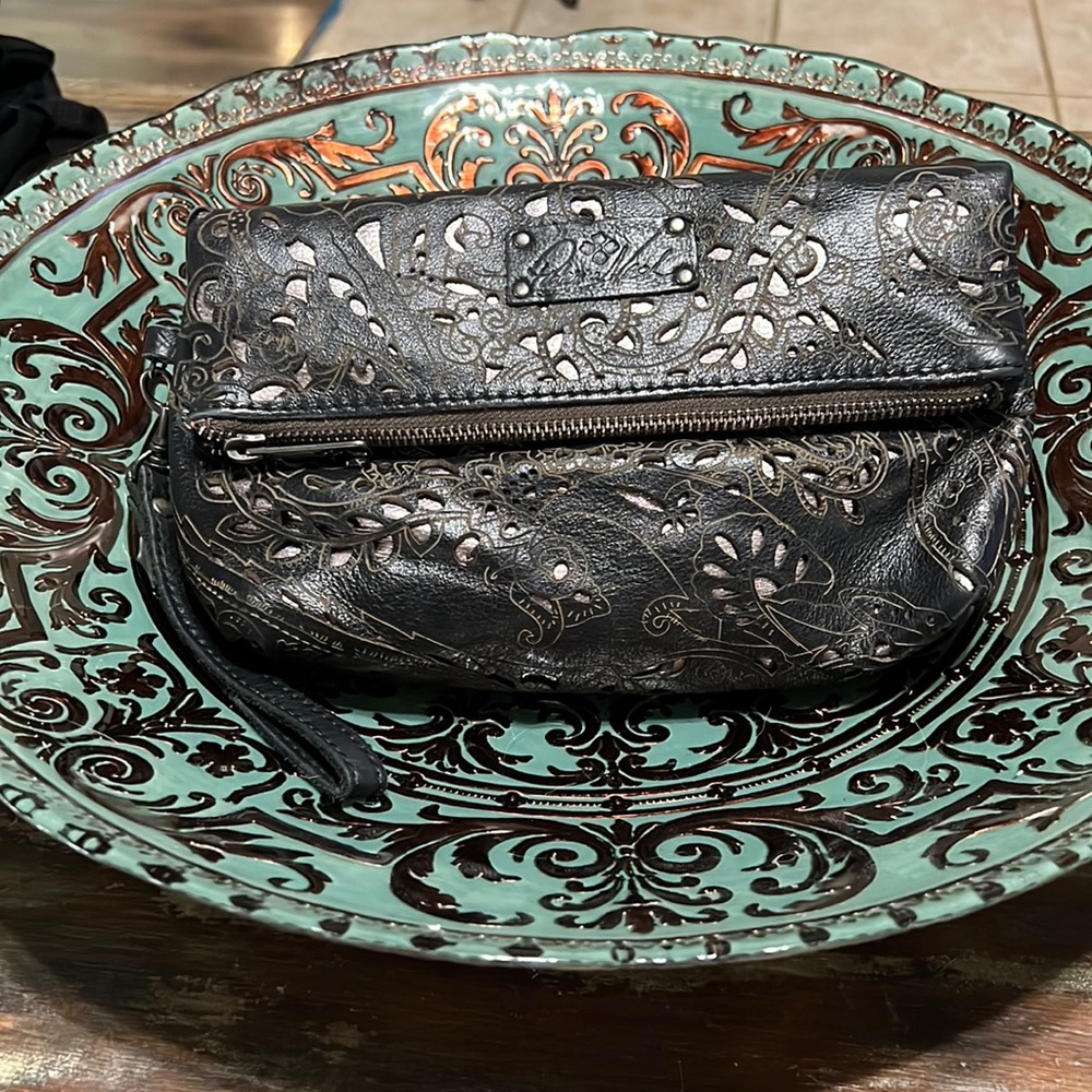 Patricia Nash cutout tooled leather handbag/wristlet